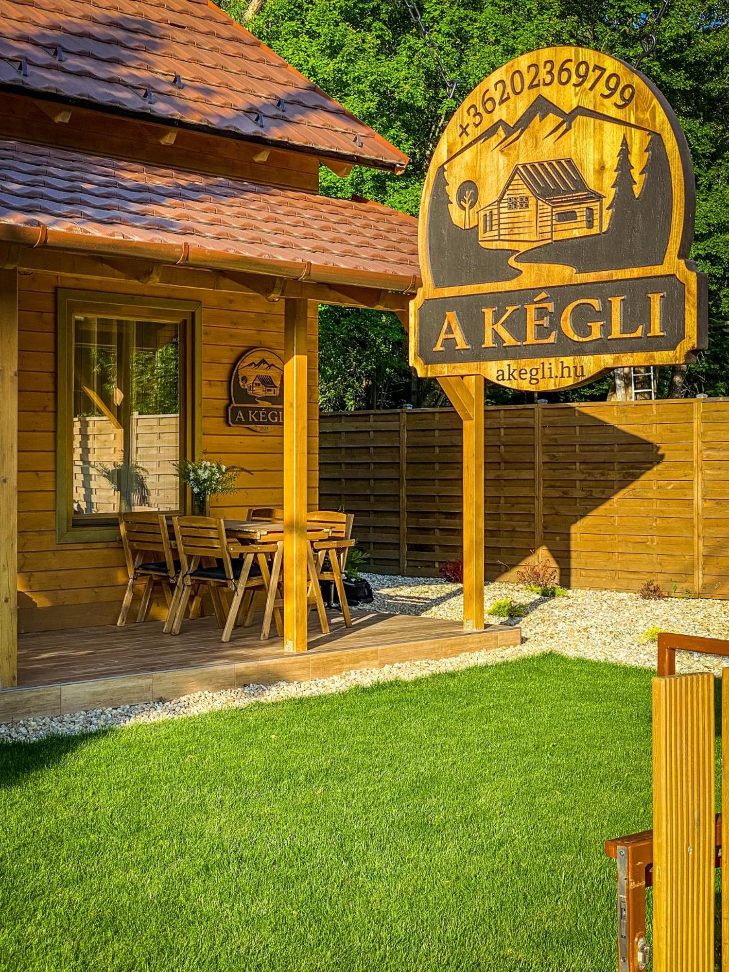 A Kegli Villa Háromhuta Kültér fotó